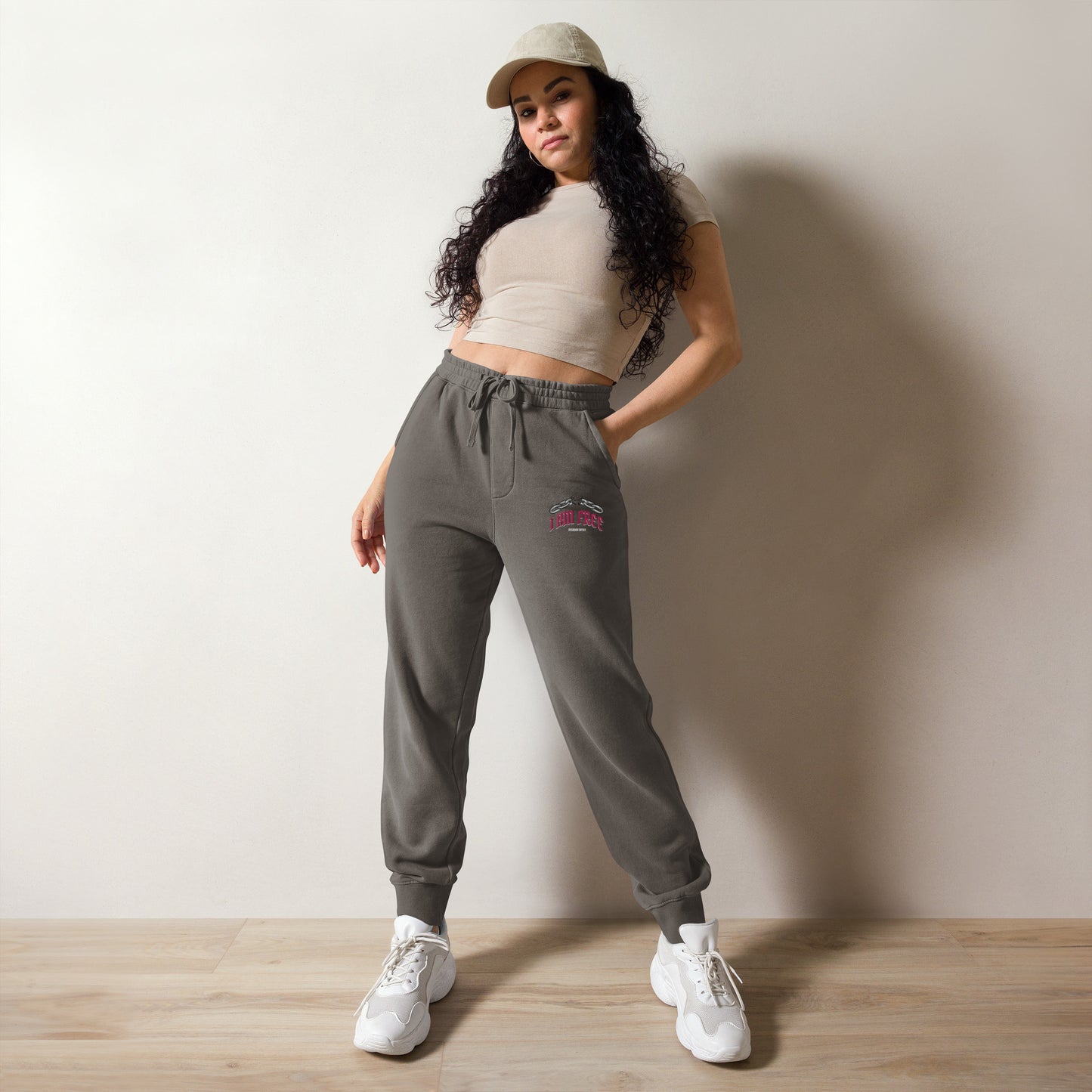 I AM FREE (pink) Unisex pigment-dyed sweatpants