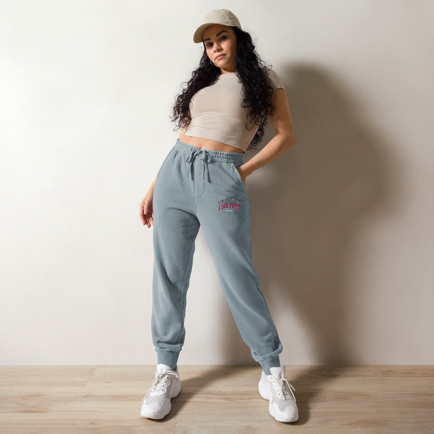 I AM FREE (pink) Unisex pigment-dyed sweatpants